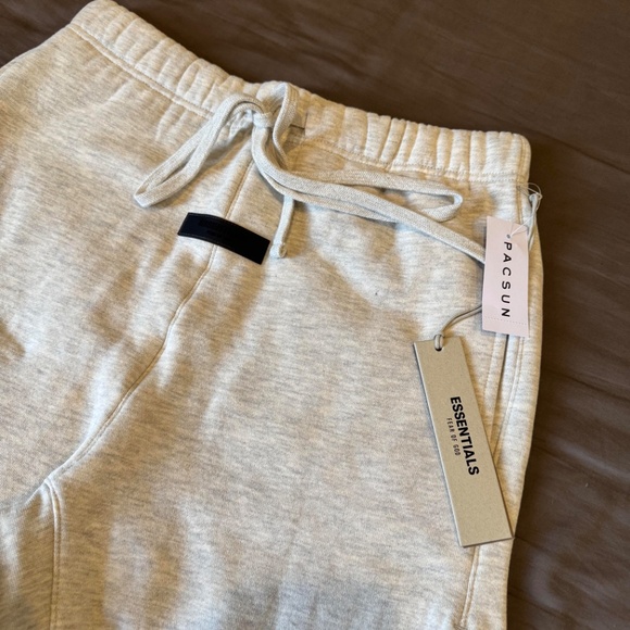 🔥Bundle- Essentials Fear of God- S22 Set - Light Oatmeal - All Size - Picture 7 of 7